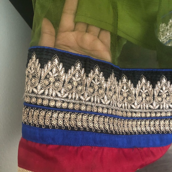 Indian Bollywood Dress - Picture 4 of 8